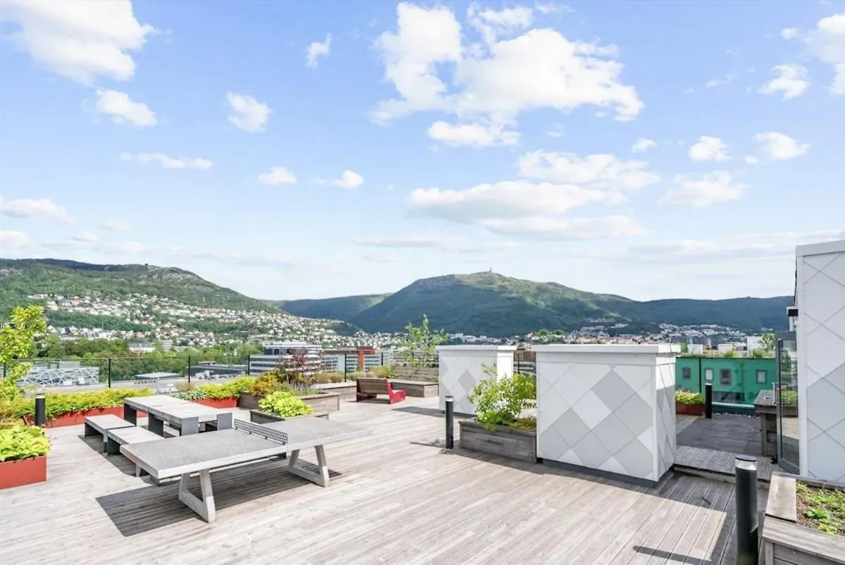Urban Fjordscape Apartment Bergen